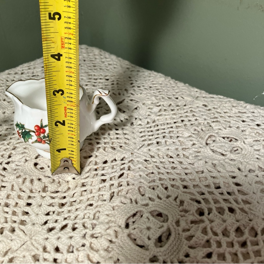 A Cup Of Christmas Cream & Sugar Set Waldman House Tom Hegg Hanson Bone China - Picture 8 of 11